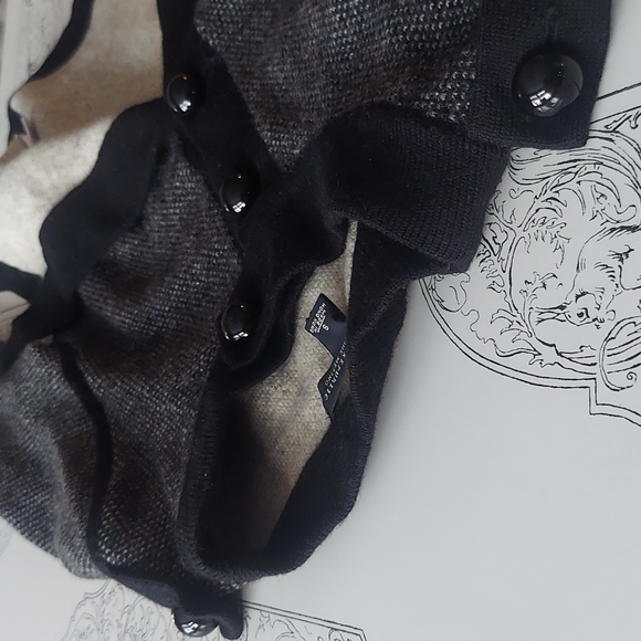 100% Merino Wool Banana Republic Cardigan - Picture 9 of 11